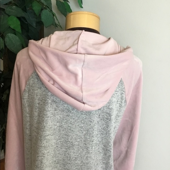 JUNIORS XL Pink Republic hooded sweatshirt - Picture 13 of 16